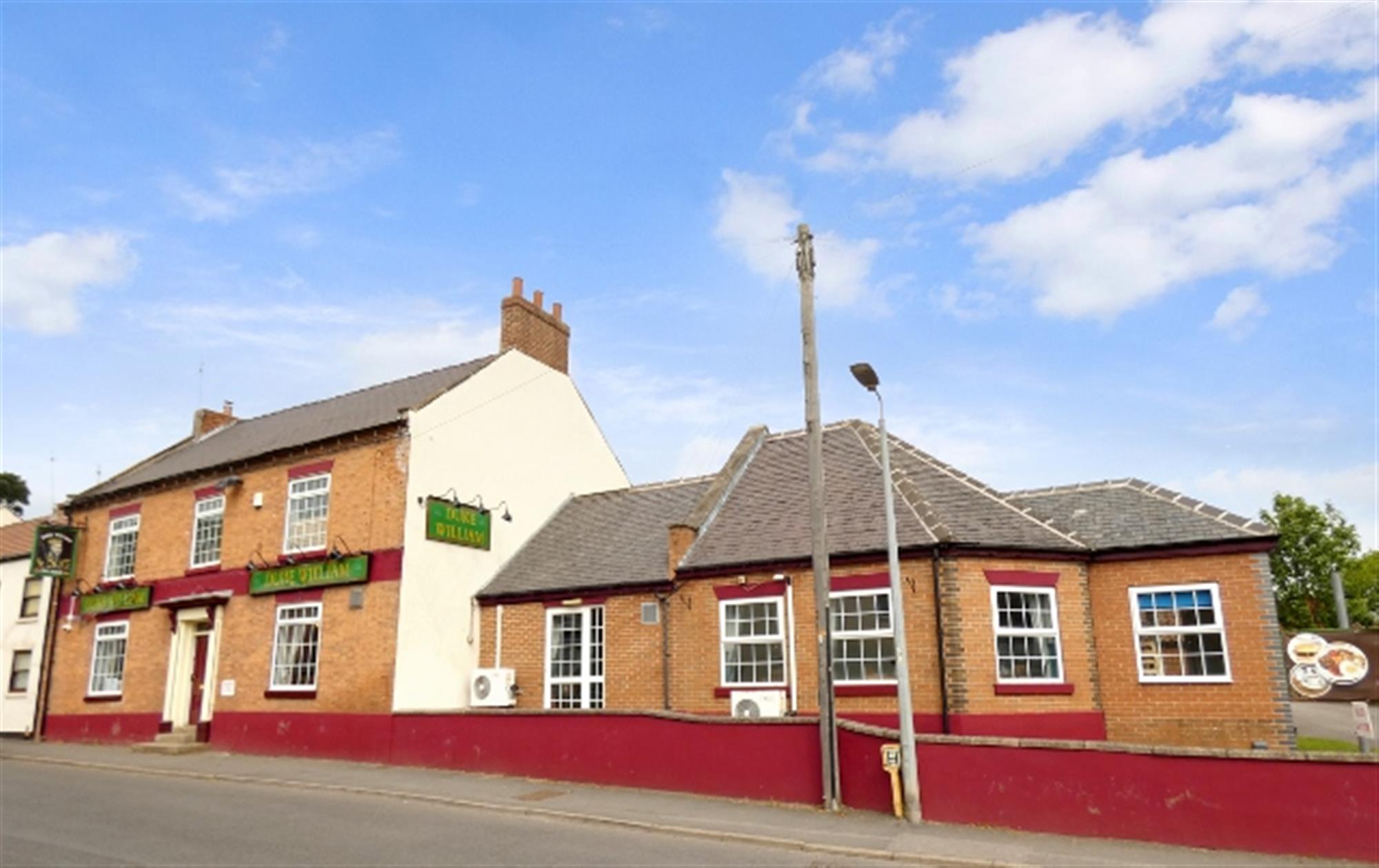 FORMER COACHING INN, NEWLY REFURBISHED & RE-FITTED, 15 E/S BEDROOMS, LOUNGE BAR, SNUG LOUNGE, RESTAURANT (70) & FUNCTION ROOM, LARGE SITE, SCOPE FOR BUILDING PLOTS